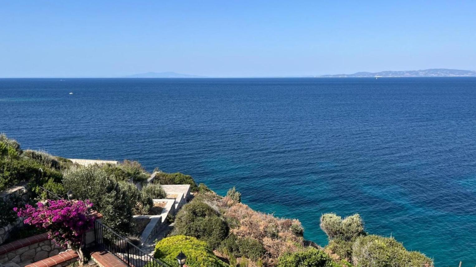 Nergis Hotel Karaburun  Eksteriør bilde