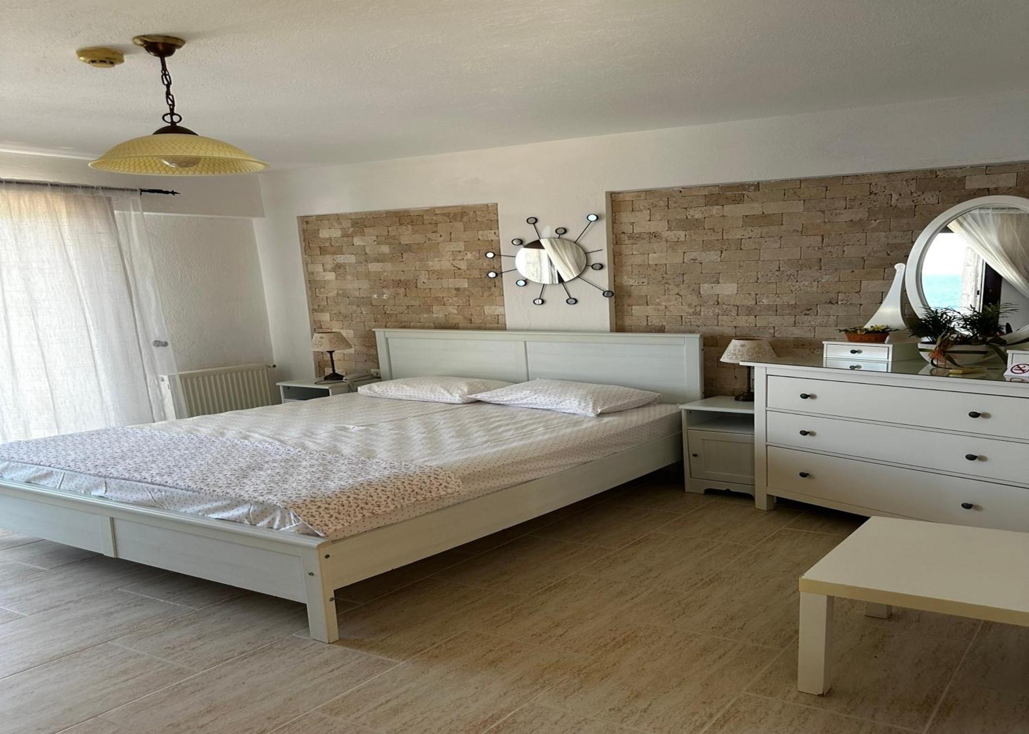 Nergis Hotel Karaburun  Eksteriør bilde